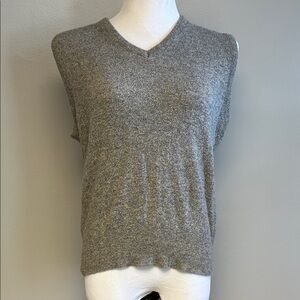 Puritan Sleeveless V-Neck Knit Sweater Vest – Gray – Size M